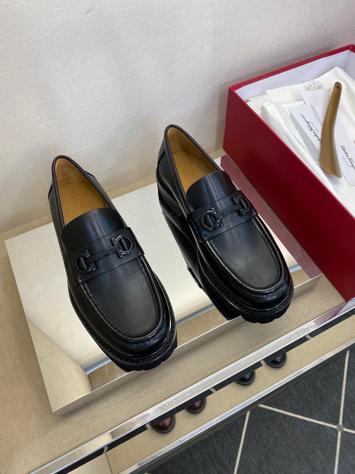 Лоферы Ferragamo