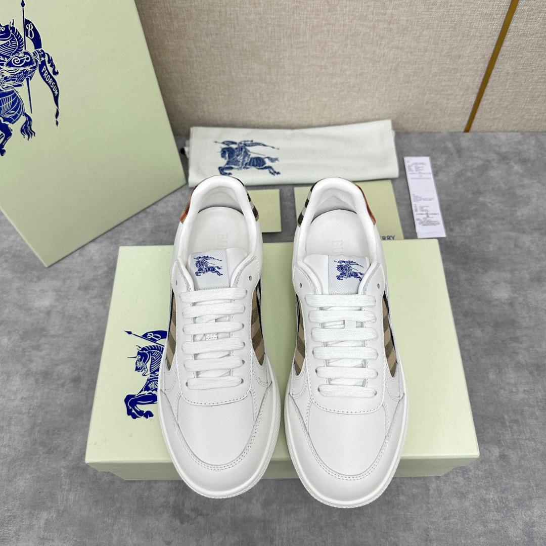 Кроссовки Burberry 