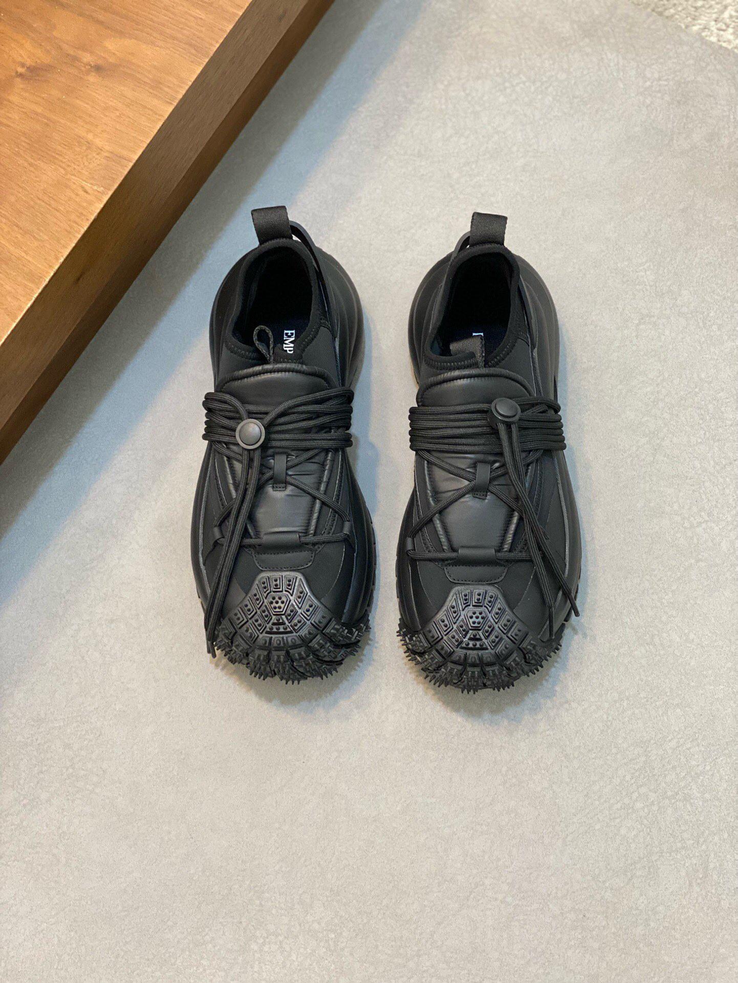 Кроссовки Armani 