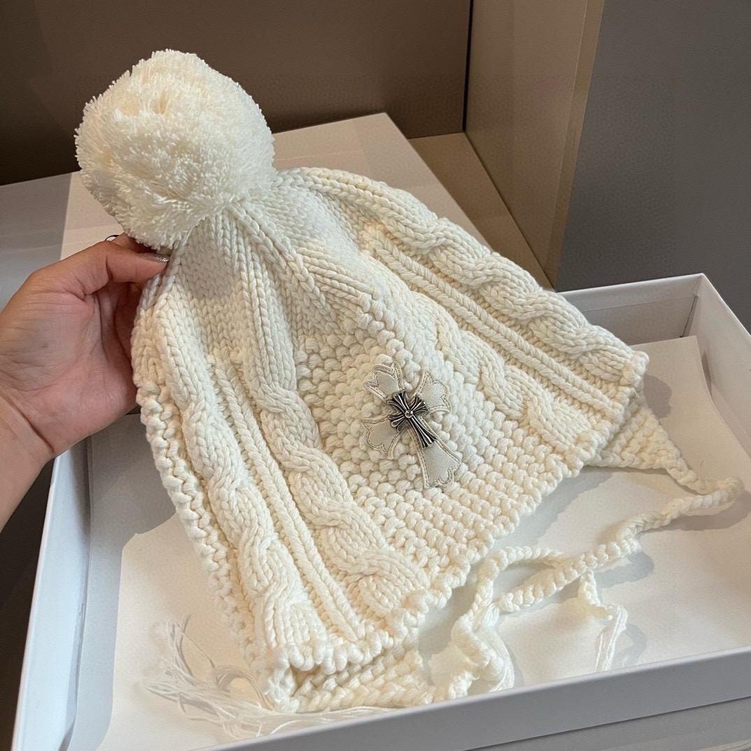 Шапка Vivienne Westwood 