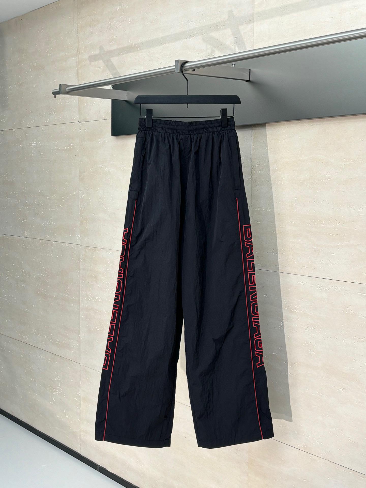 Штаны Balenciaga 