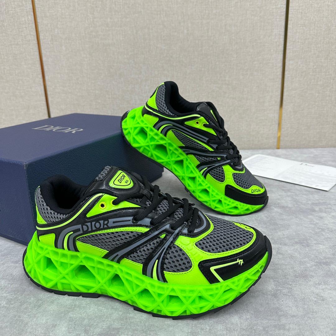 Кроссовки Kaws & Dior 