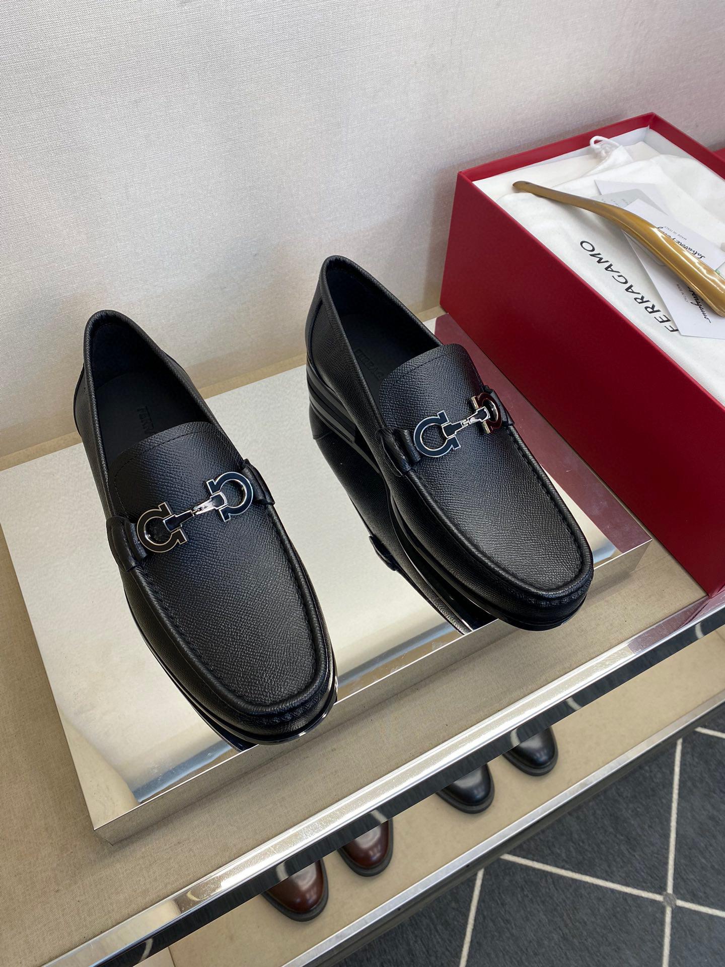 Лоферы Ferragamo 