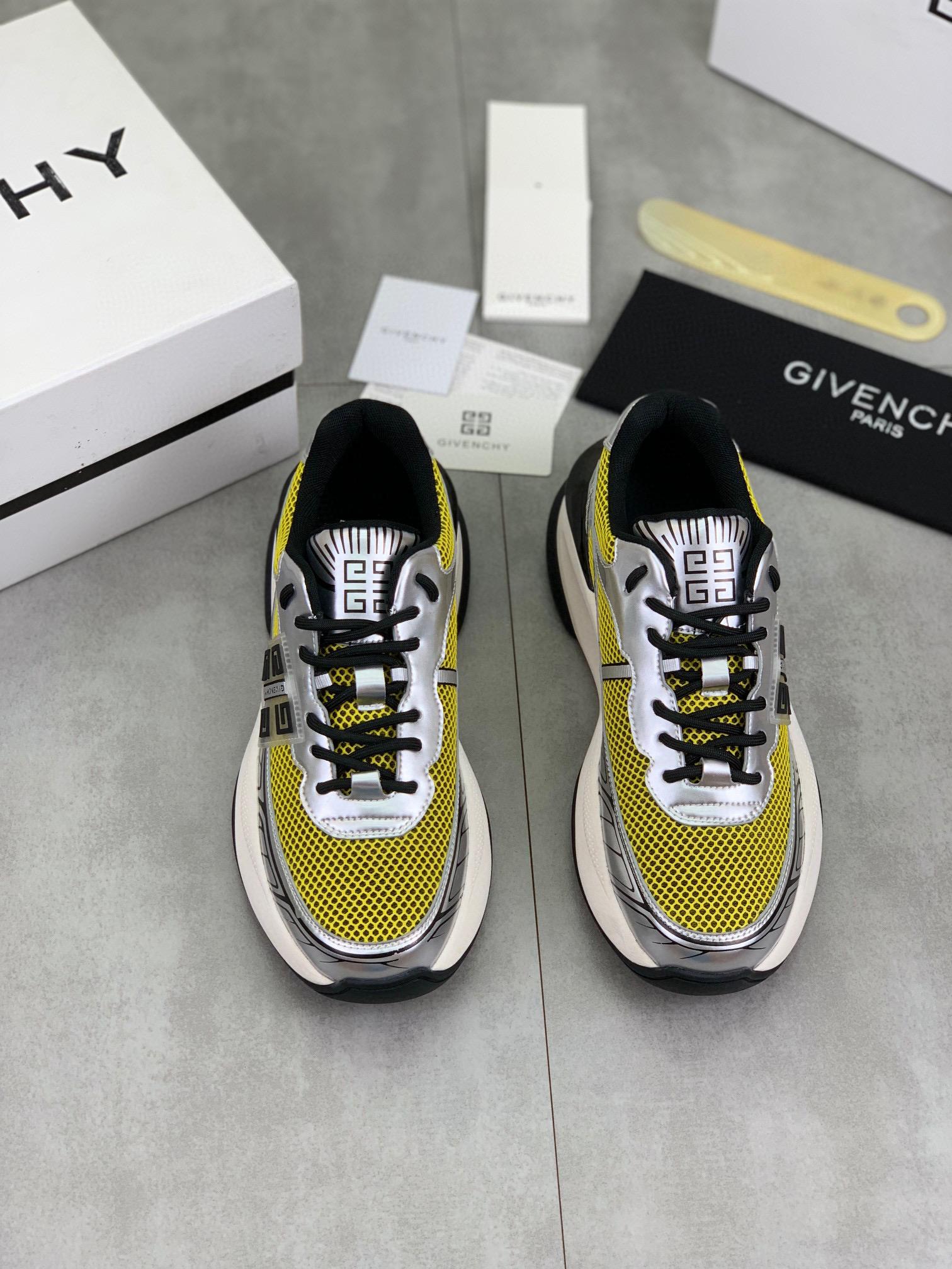 Кроссовки Givenchy 