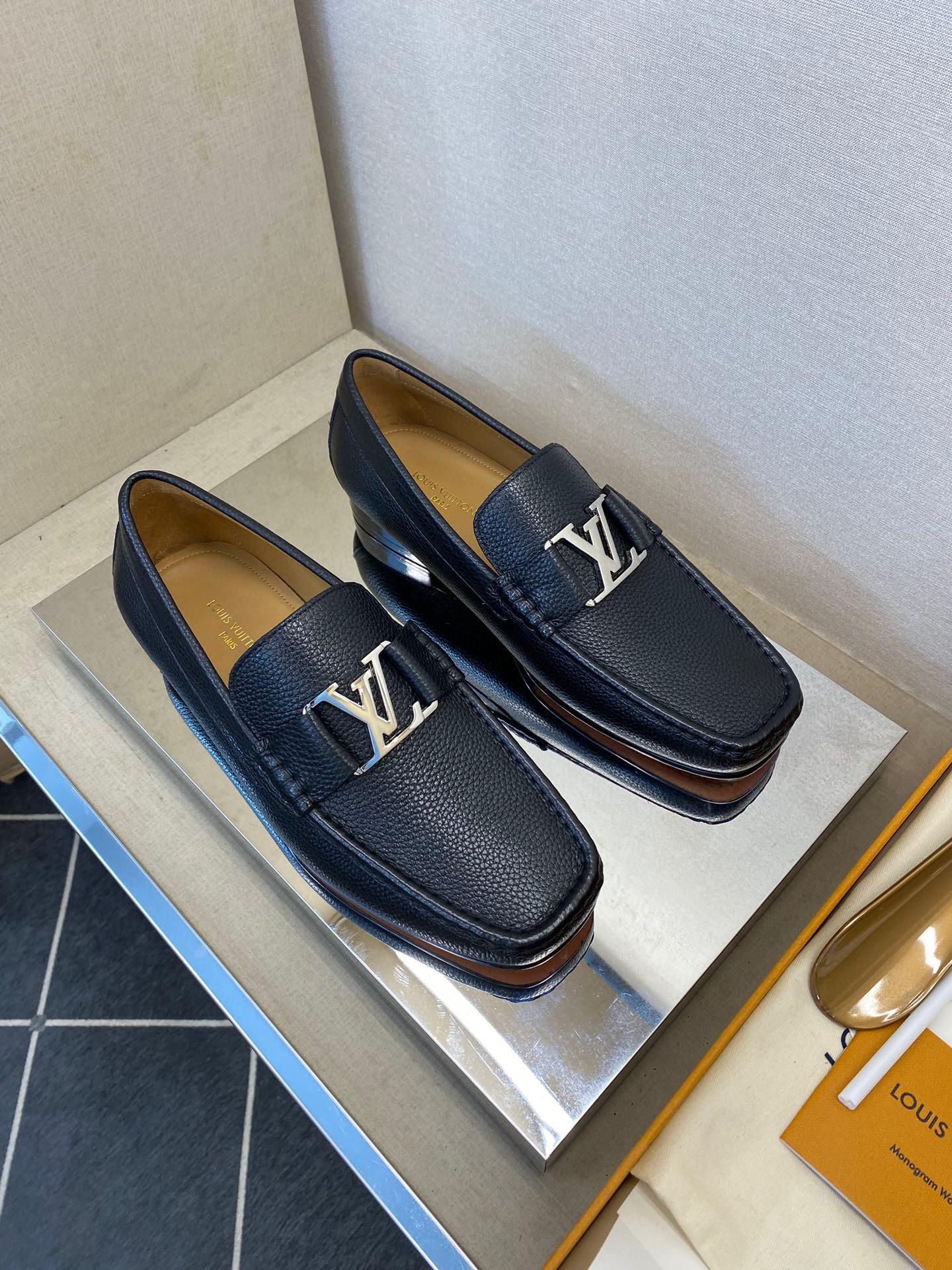 Лоферы Louis Vuitton 