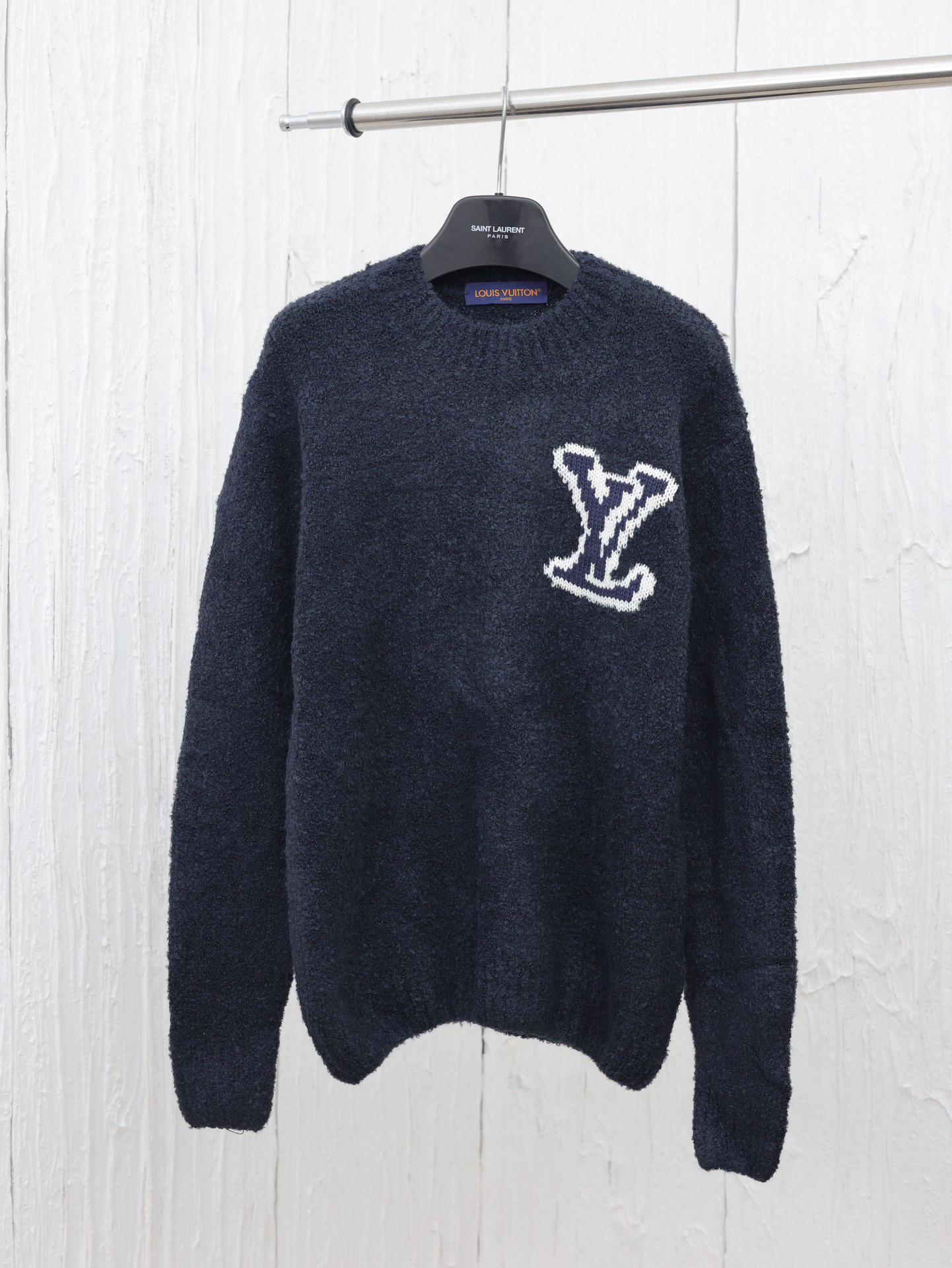 Свитер Louis Vuitton 