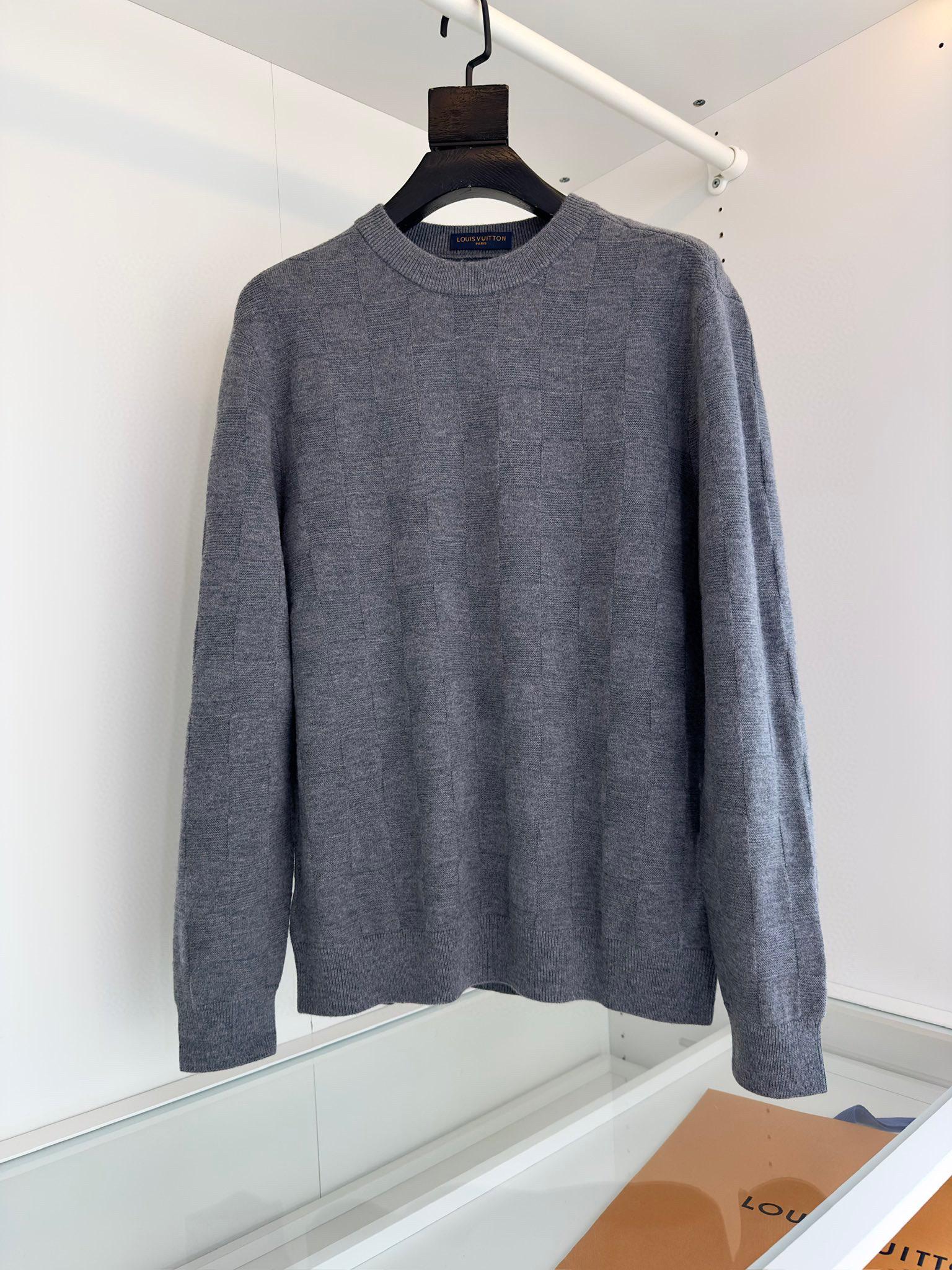 Свитер Louis Vuitton  
