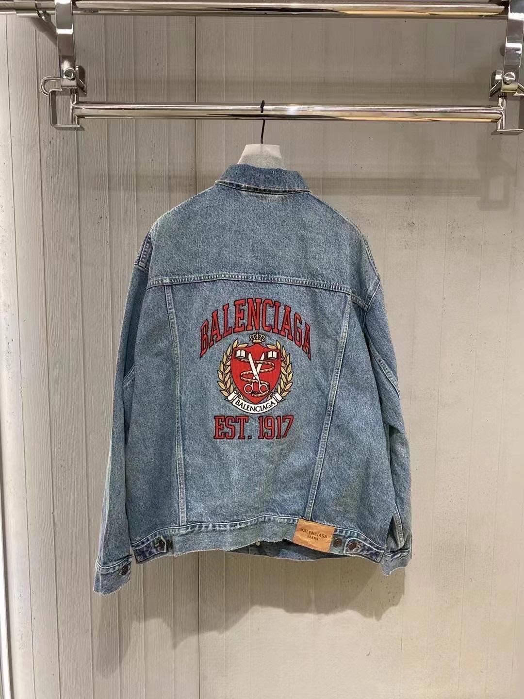 Джинсовка Balenciaga 