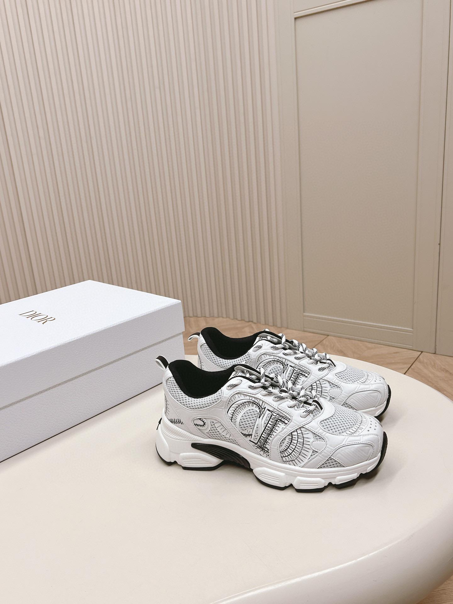 Кроссовки Dior 