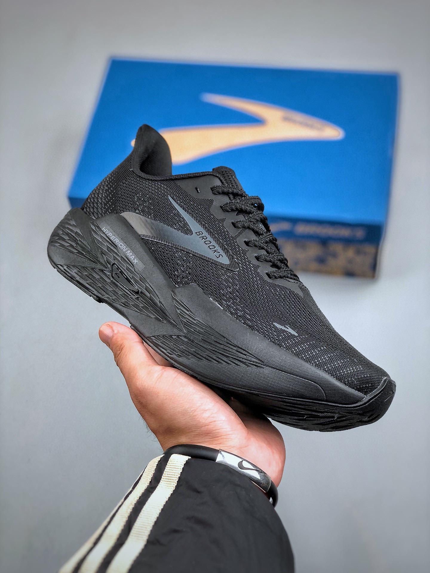 Кроссовки Brooks 